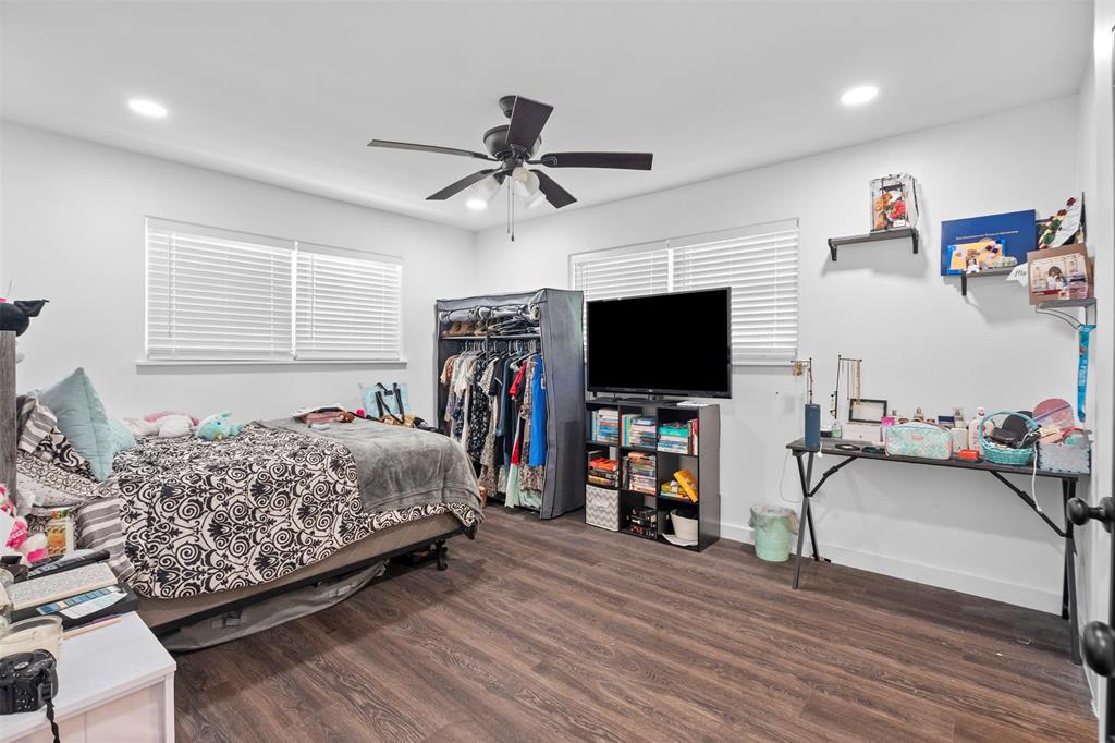 1112 West Pleasant Run Road, Unit D DeSoto, TX 75115 - Photo 31 of 35