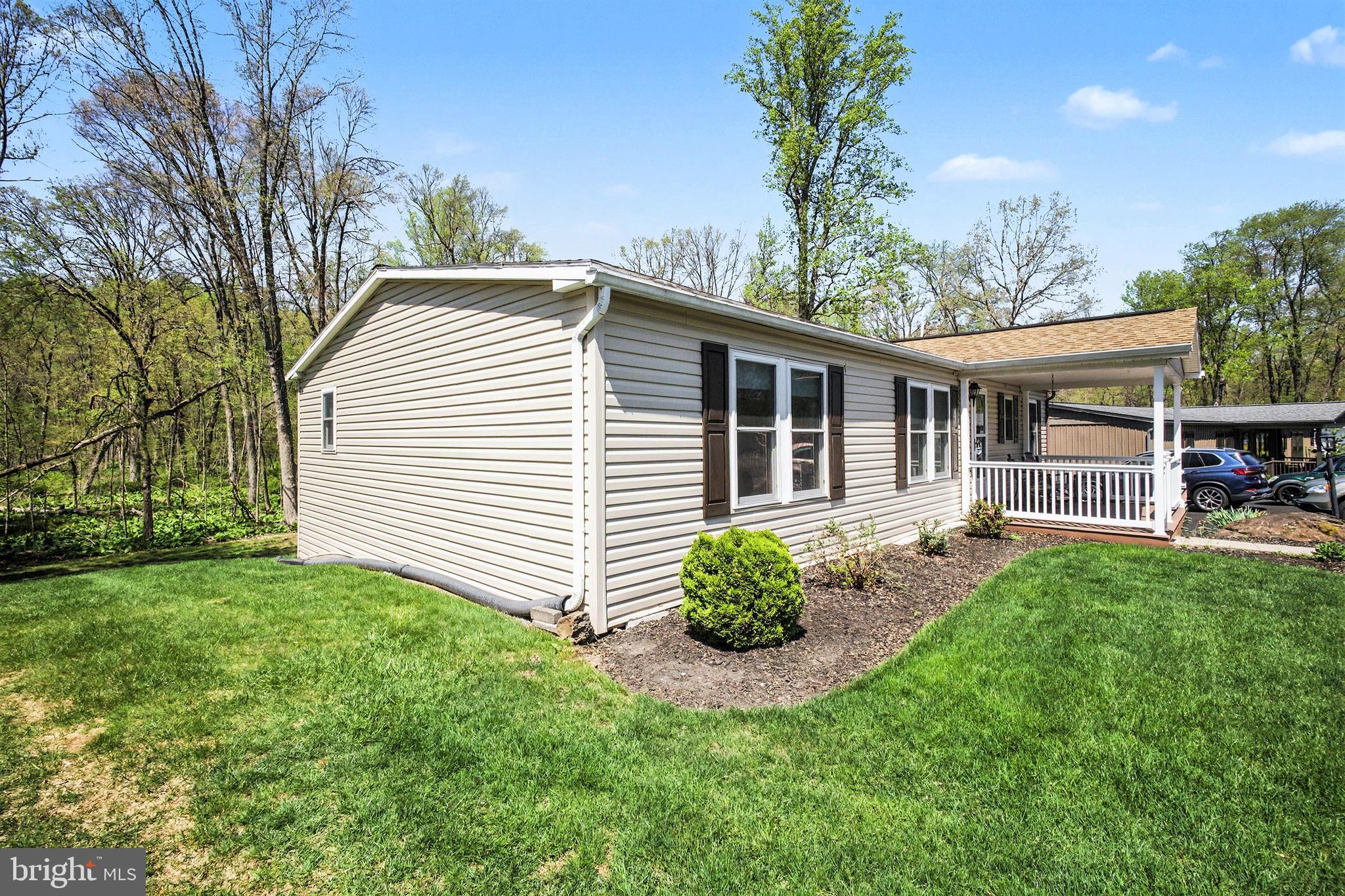 220 Maple Avenue Manheim, PA 17545 - Photo 16 of 30