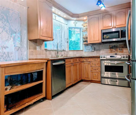 $674,777 | 11240 Reveille Road, Cooper City, FL 33026