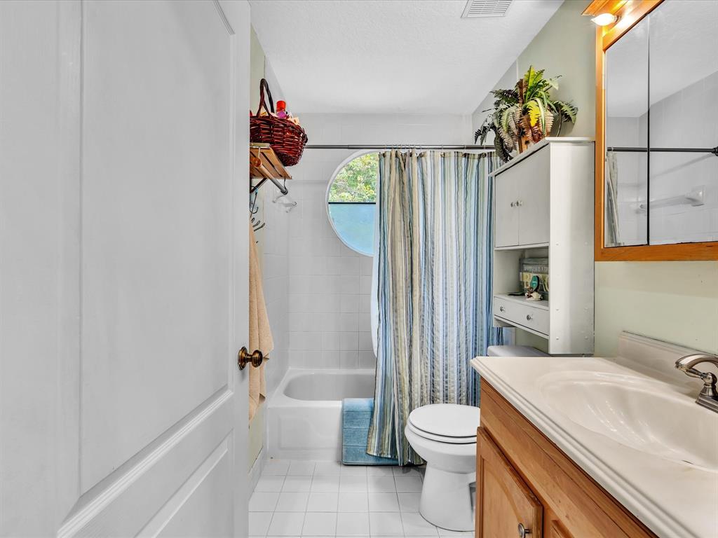 11240 Reveille Road Cooper City, FL 33026 - Photo 48 of 97 2nd bathroom