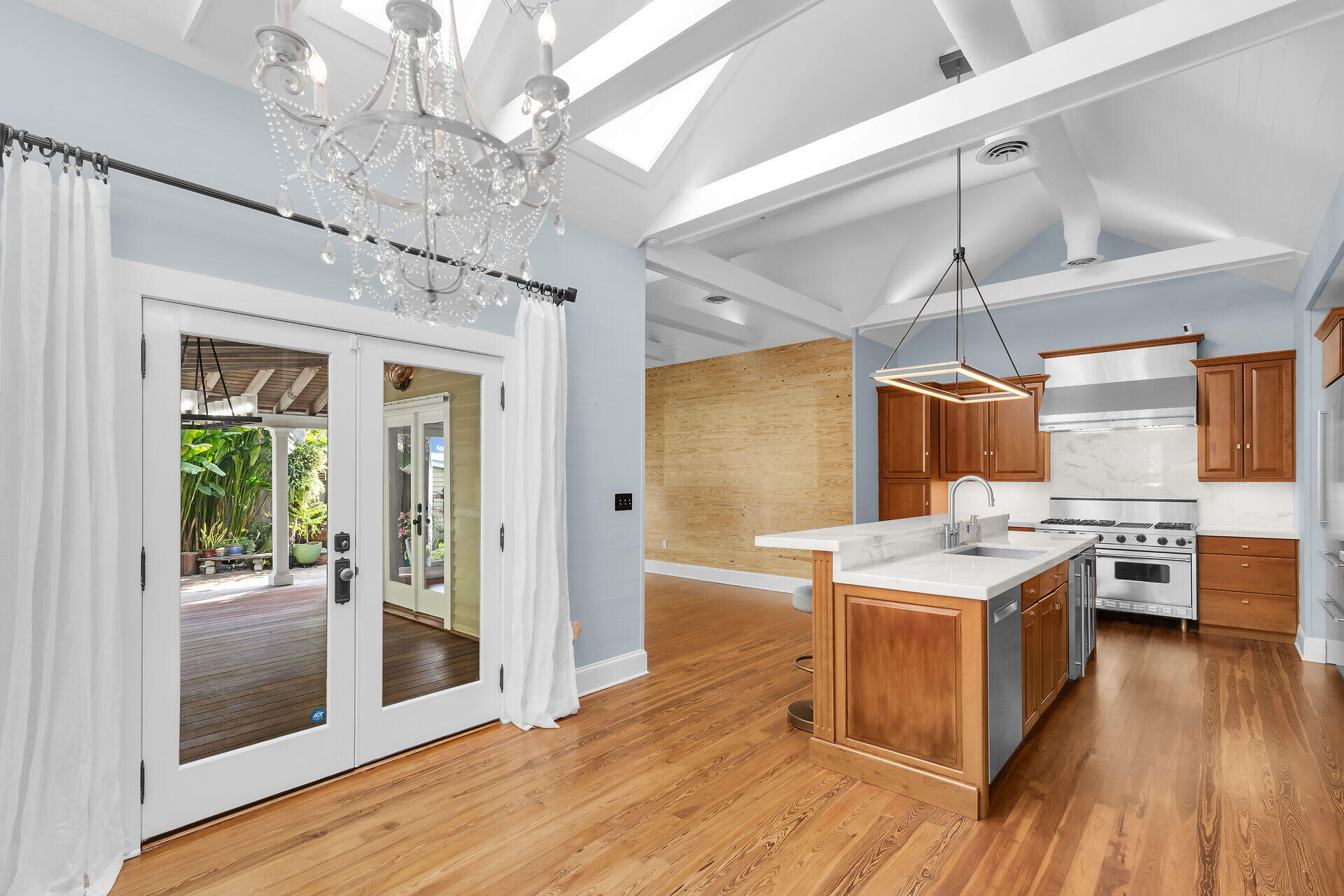 906 Southard Street Key West, FL 33040 - Photo 17 of 70 virtual-tour-360874-mls-high-res-image-2