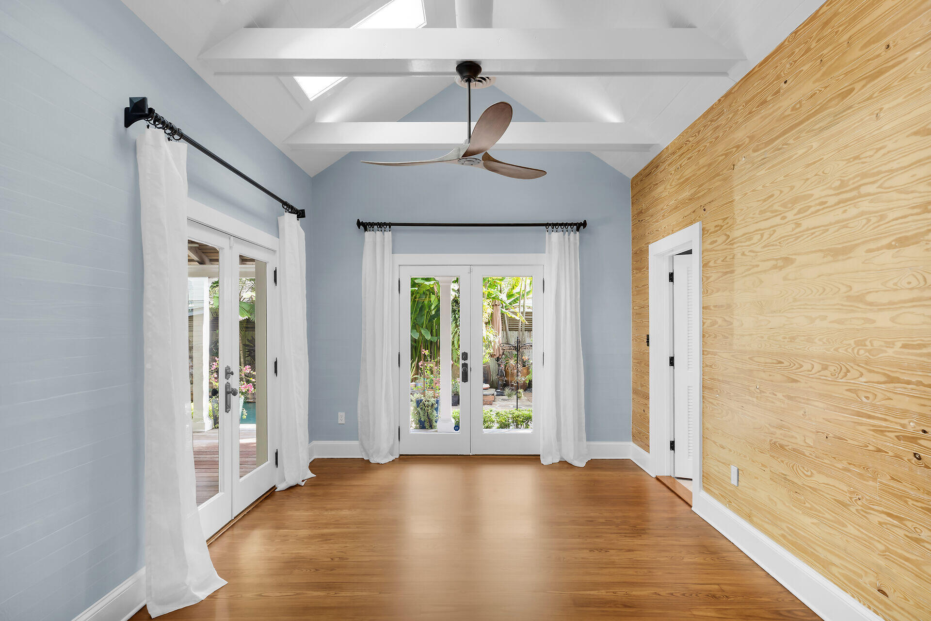 906 Southard Street Key West, FL 33040 - Photo 26 of 70 virtual-tour-360874-mls-high-res-image-1