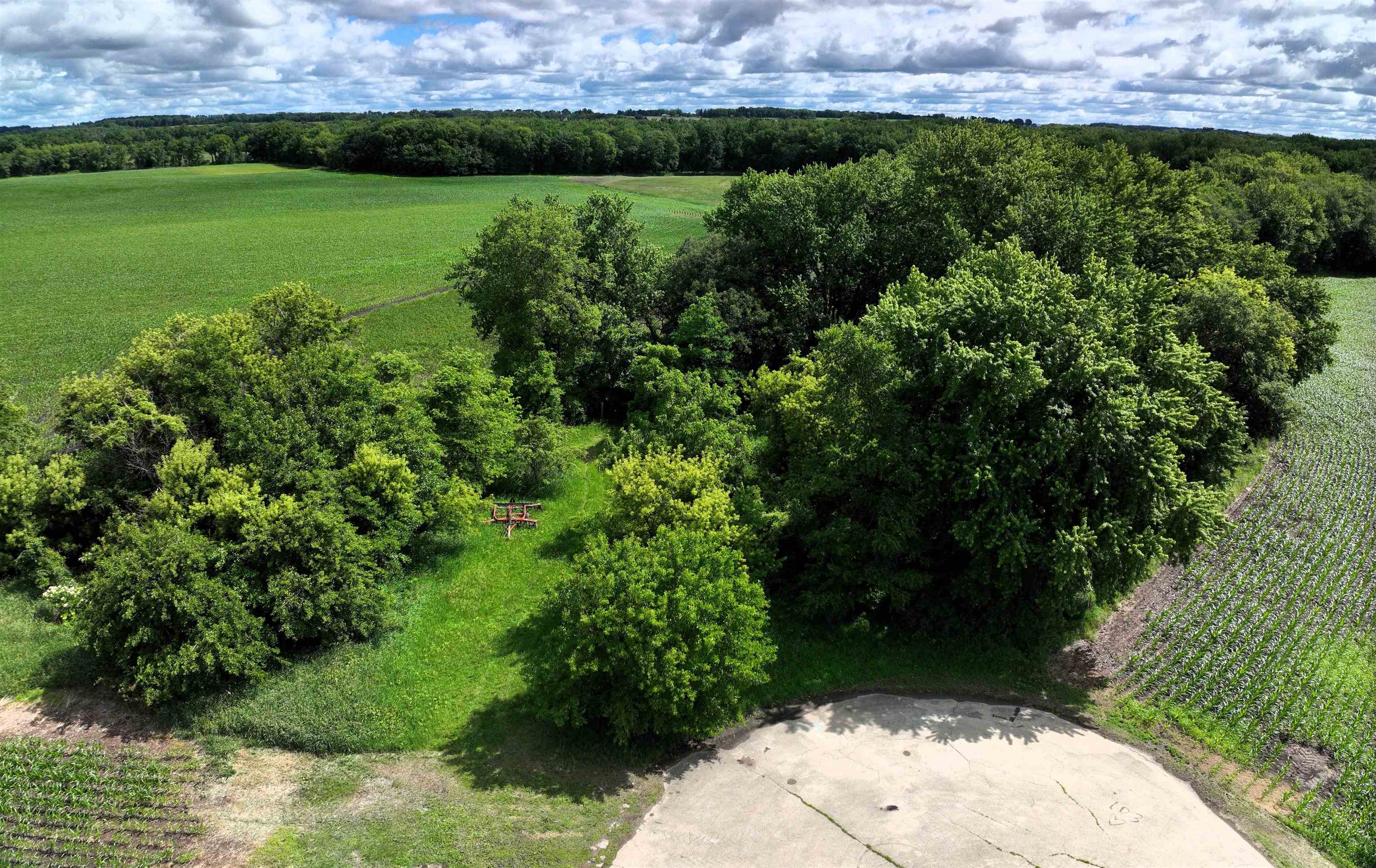 89.14-acres Smokey Hollow Road Freeport, IL 61032 - Photo 2 of 15