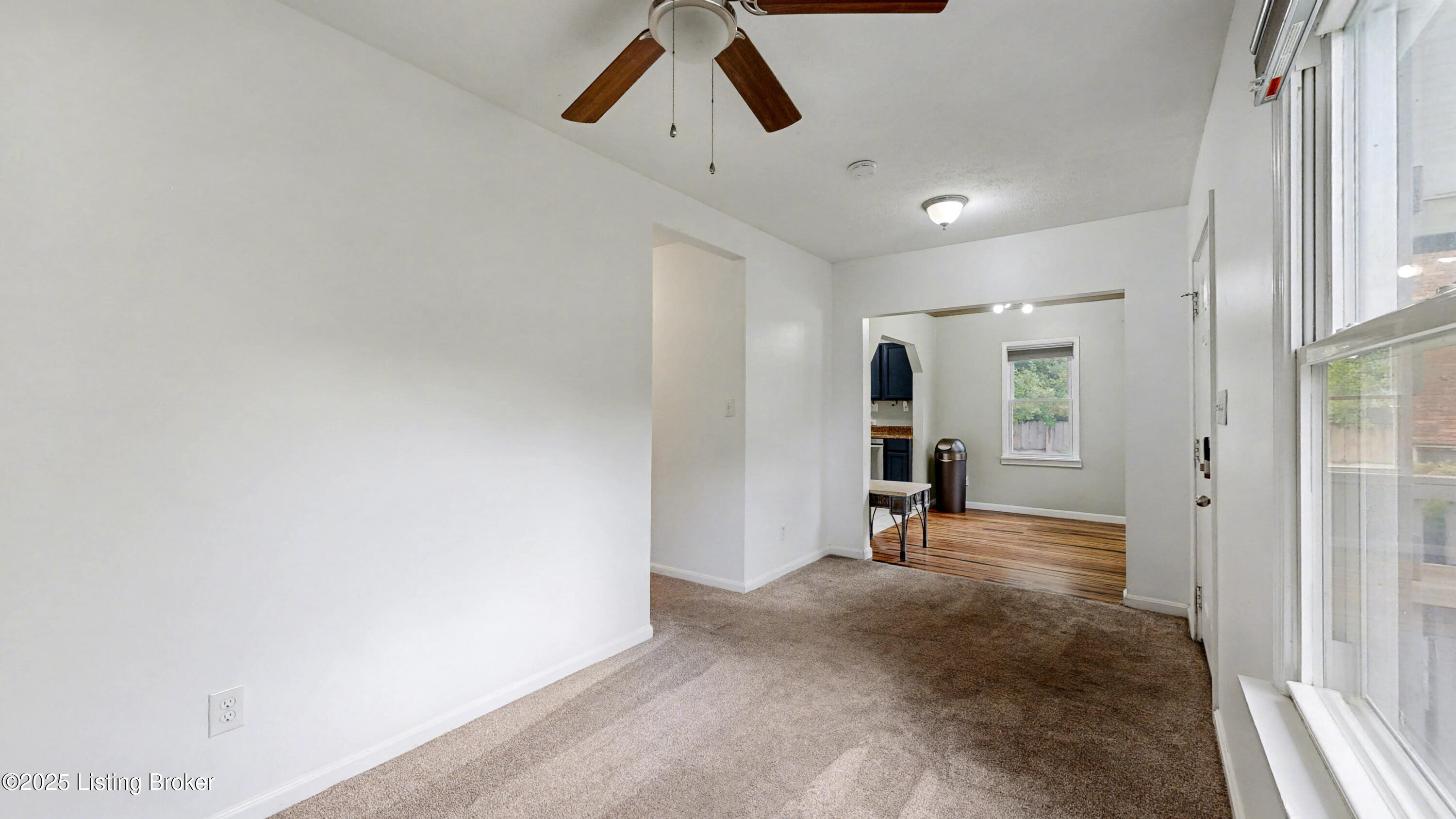 621 Country Club Road Louisville, KY 40206 - Photo 4 of 25 621 Country Club Road-7