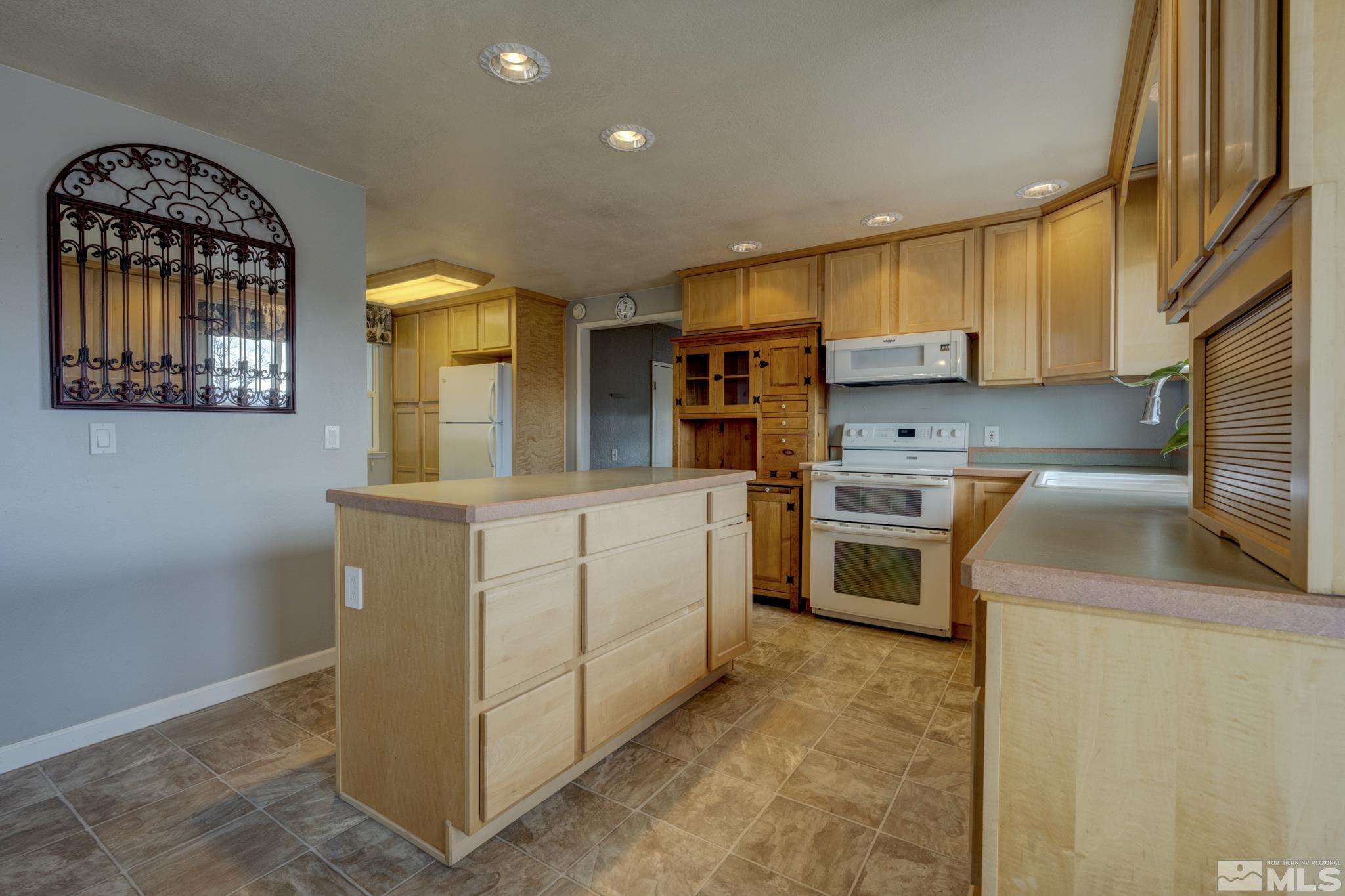 425 Alaska Street Reno, NV 89506 - Photo 3 of 36 Photo 3