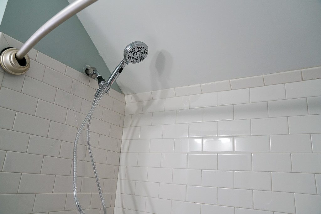 54 Scott Road Cumberland, RI 02864 - Photo 23 of 38 tub and shower