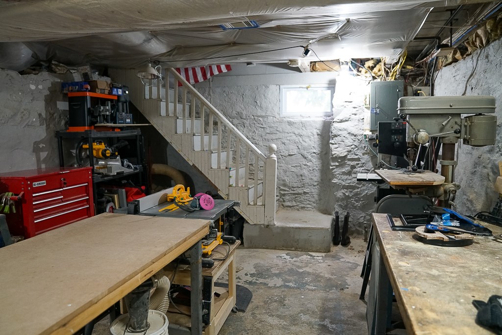 54 Scott Road Cumberland, RI 02864 - Photo 31 of 38 workshop
