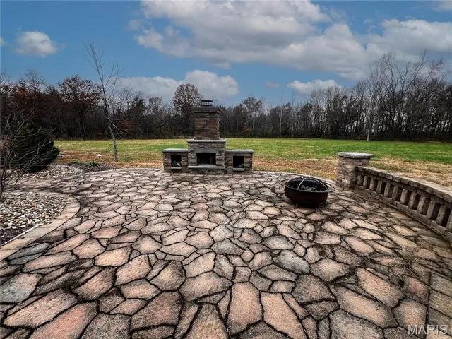 $550,000 | 1491 Burge Road, Centralia, IL 62801