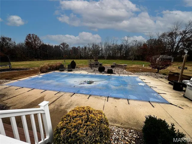 $550,000 | 1491 Burge Road, Centralia, IL 62801