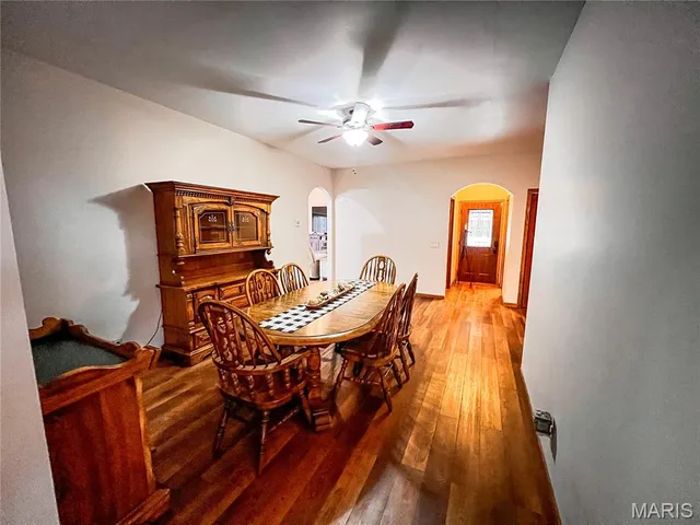 $550,000 | 1491 Burge Road, Centralia, IL 62801