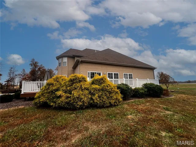 $550,000 | 1491 Burge Road, Centralia, IL 62801