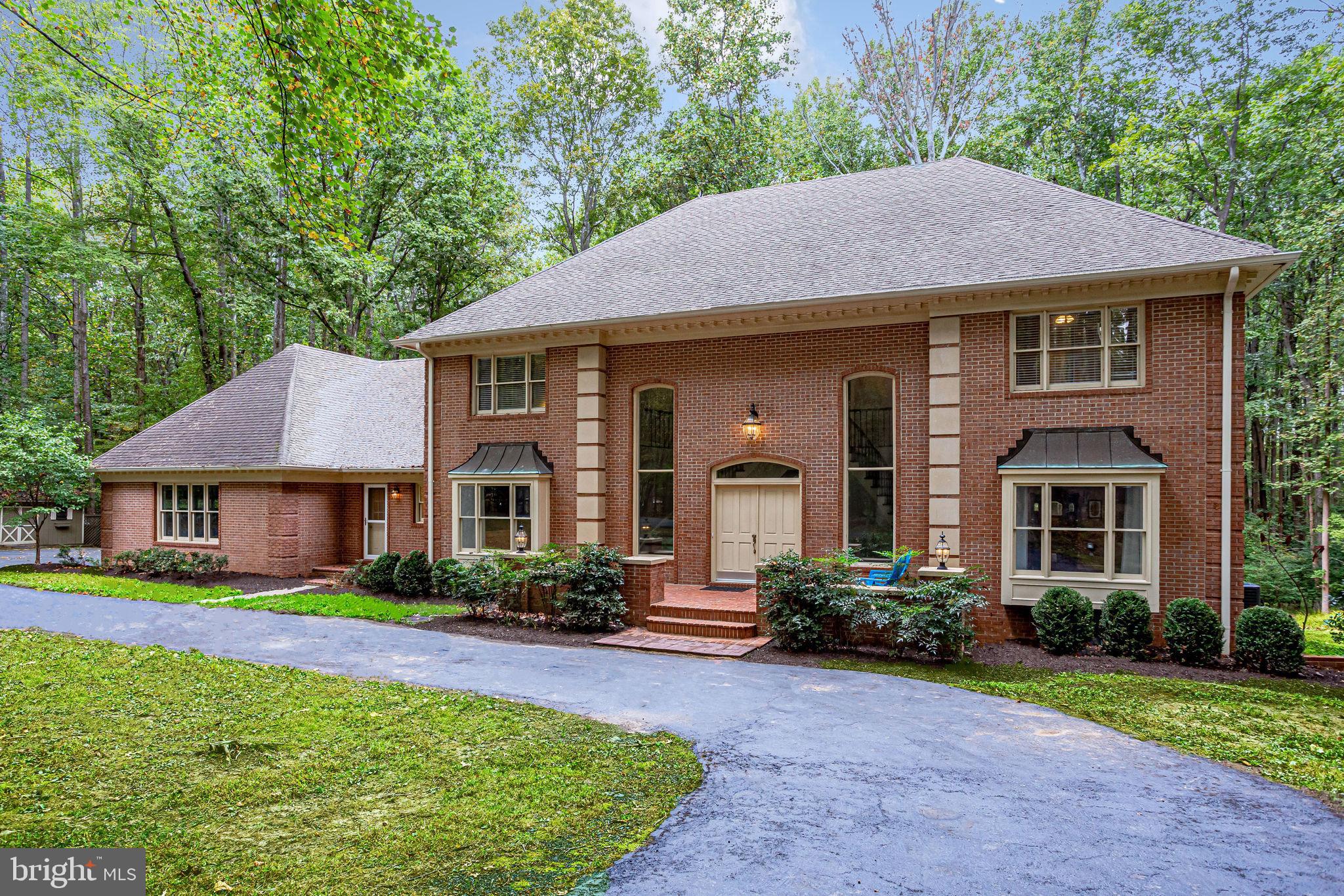 Welcome to this 21st Century True Colonial!