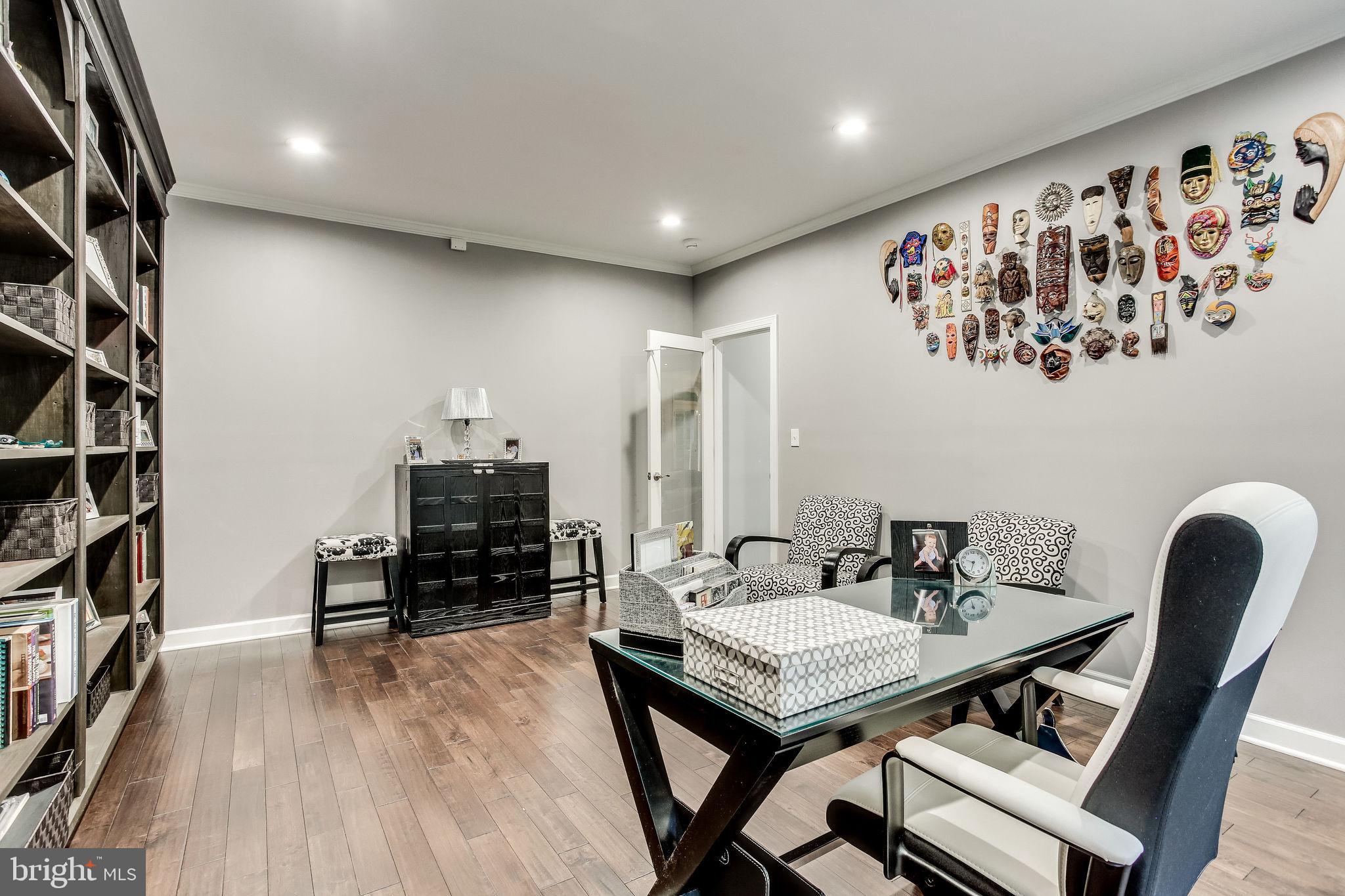 642 Springvale Road Great Falls, VA 22066 - Photo 13 of 44 Office or possible Main Level Bedroom