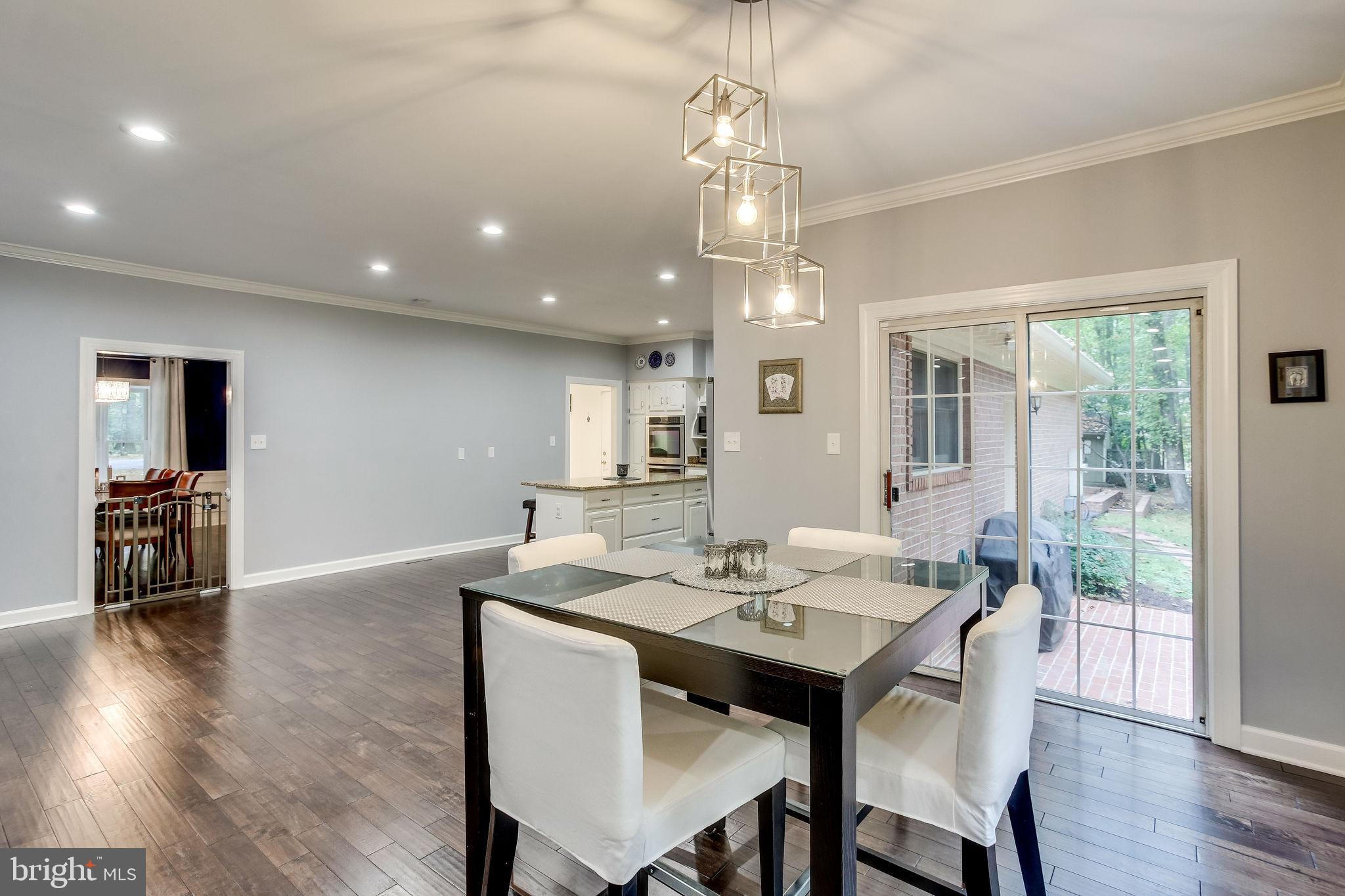 642 Springvale Road Great Falls, VA 22066 - Photo 18 of 44 Perfect for casual dining