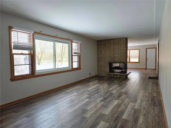 $3,500 | 7236 Harold Avenue, Golden Valley, MN 55427