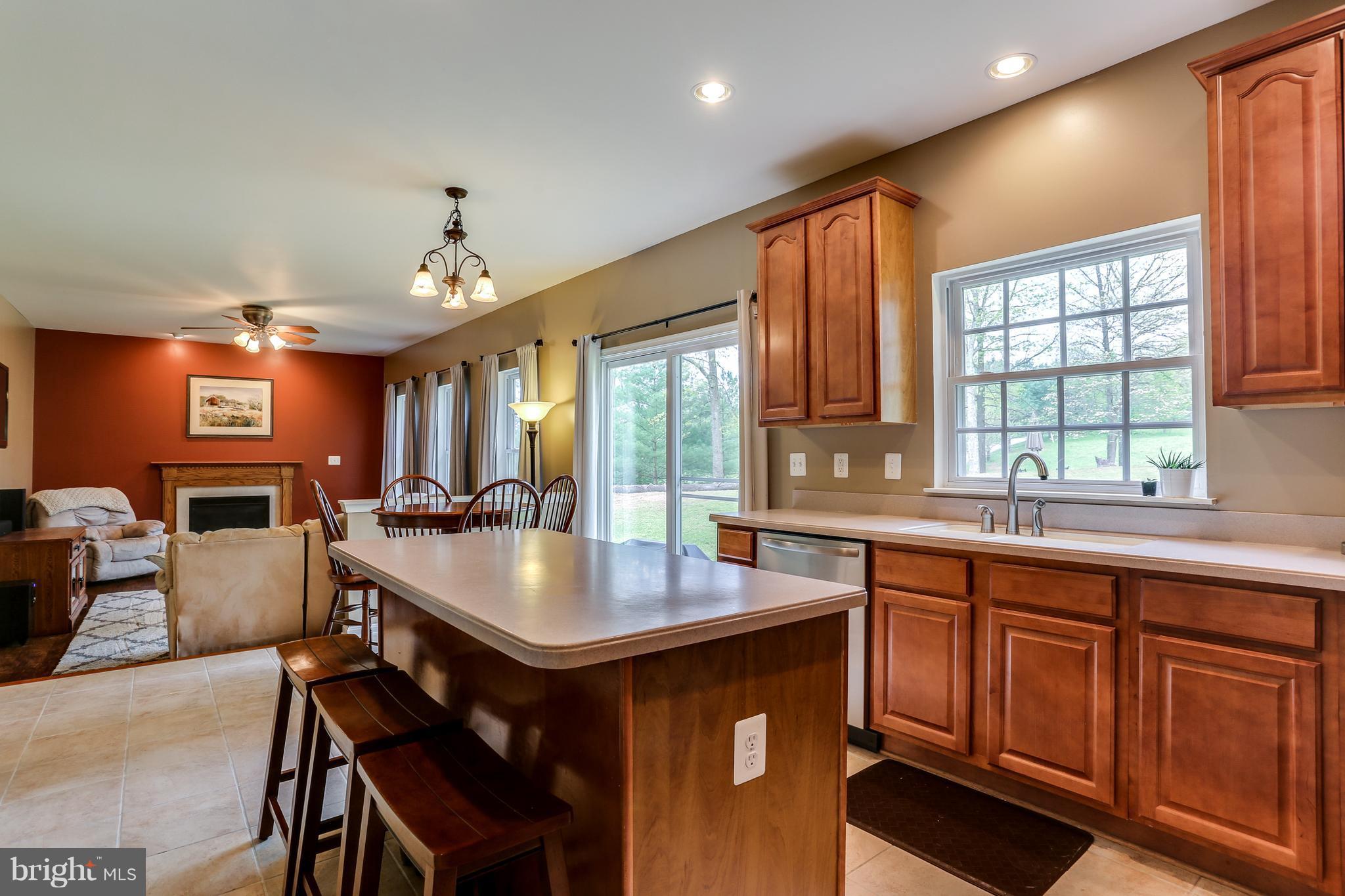 3338 Flickinger Road Westminster, MD 21158 - Photo 11 of 30 Kitchen