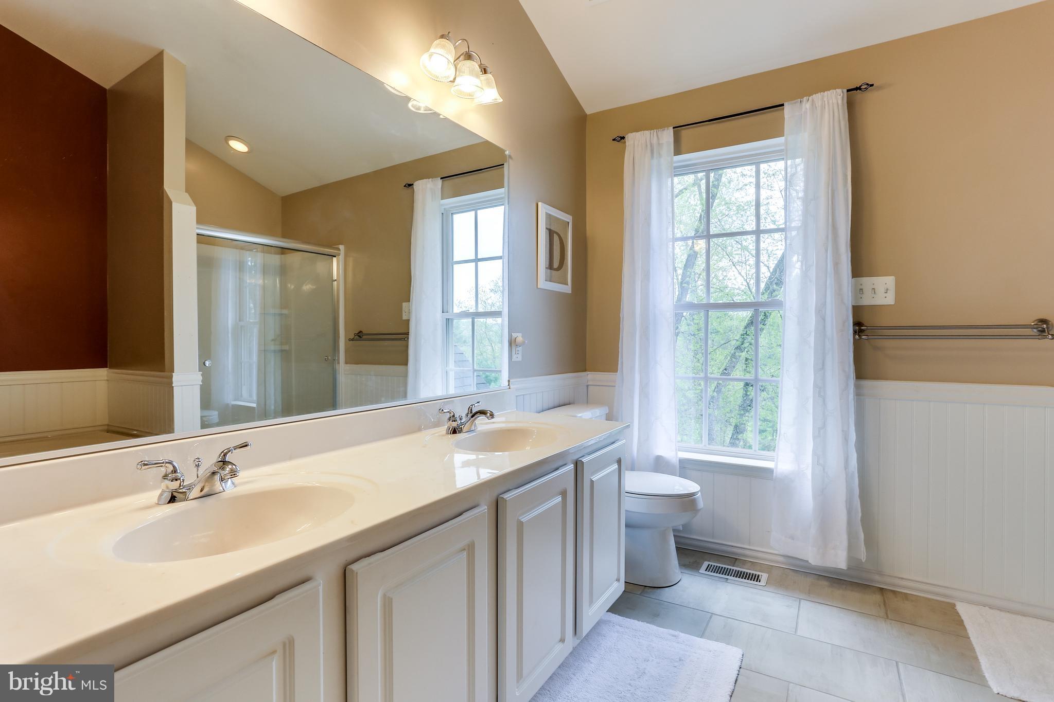 3338 Flickinger Road Westminster, MD 21158 - Photo 20 of 30 Bath (Master)