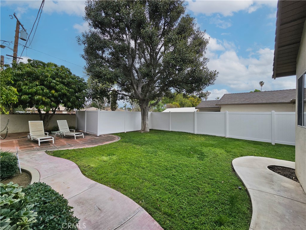 4651 Emerson Street Riverside, CA 92506 - Photo 30 of 32 a view of a backyard with sitting area