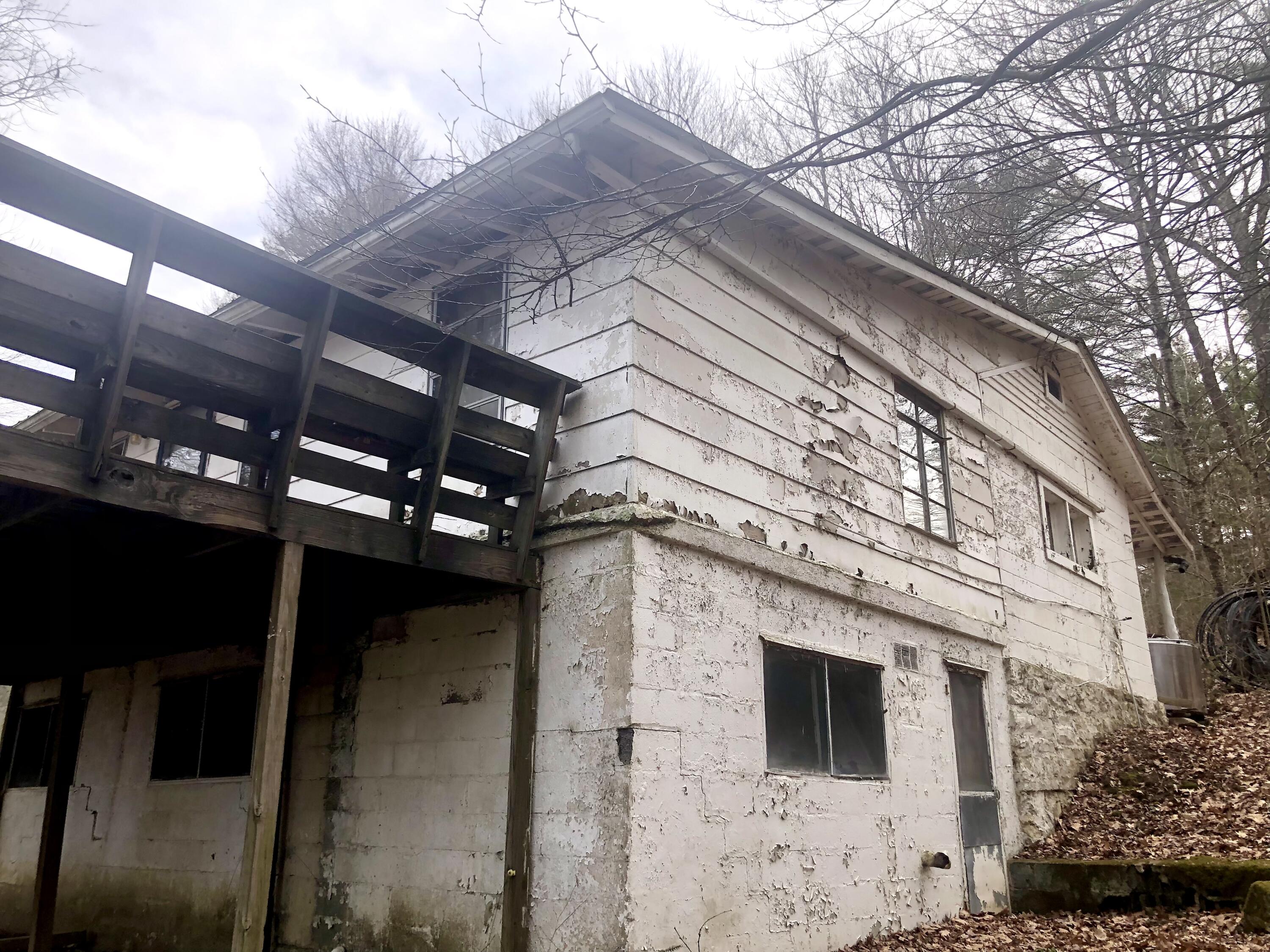 4446 Sentry Road Big Stone Gap, VA 24219 - Photo 3 of 22 0191CFF5-89F0-4BE9-84AD-67F59B9700C4