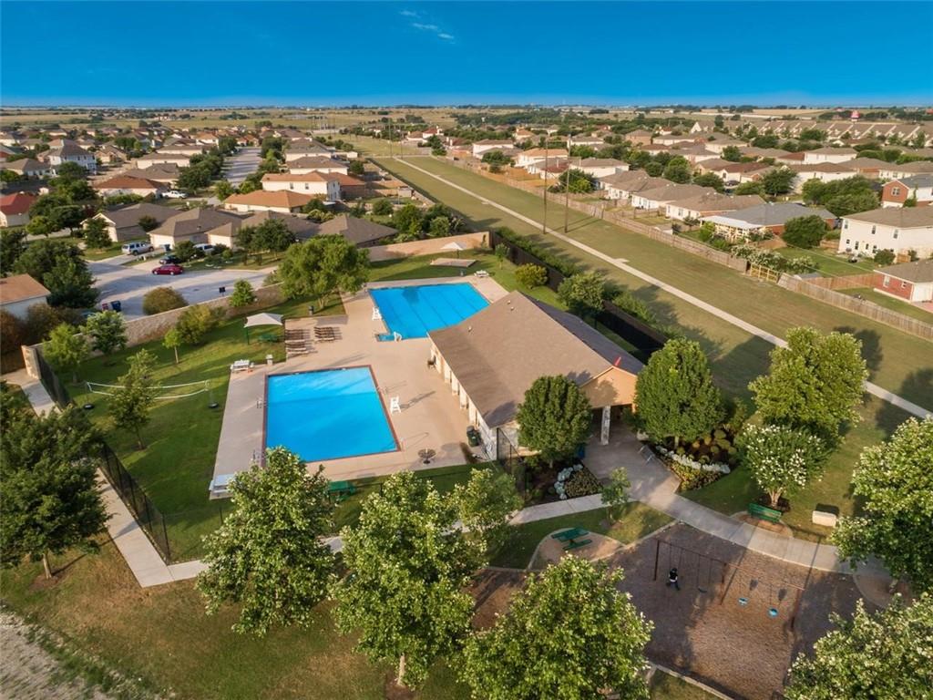 112 Perfect World Loop Jarrell, TX 76537 - Photo 8 of 38 Gallery Image 8