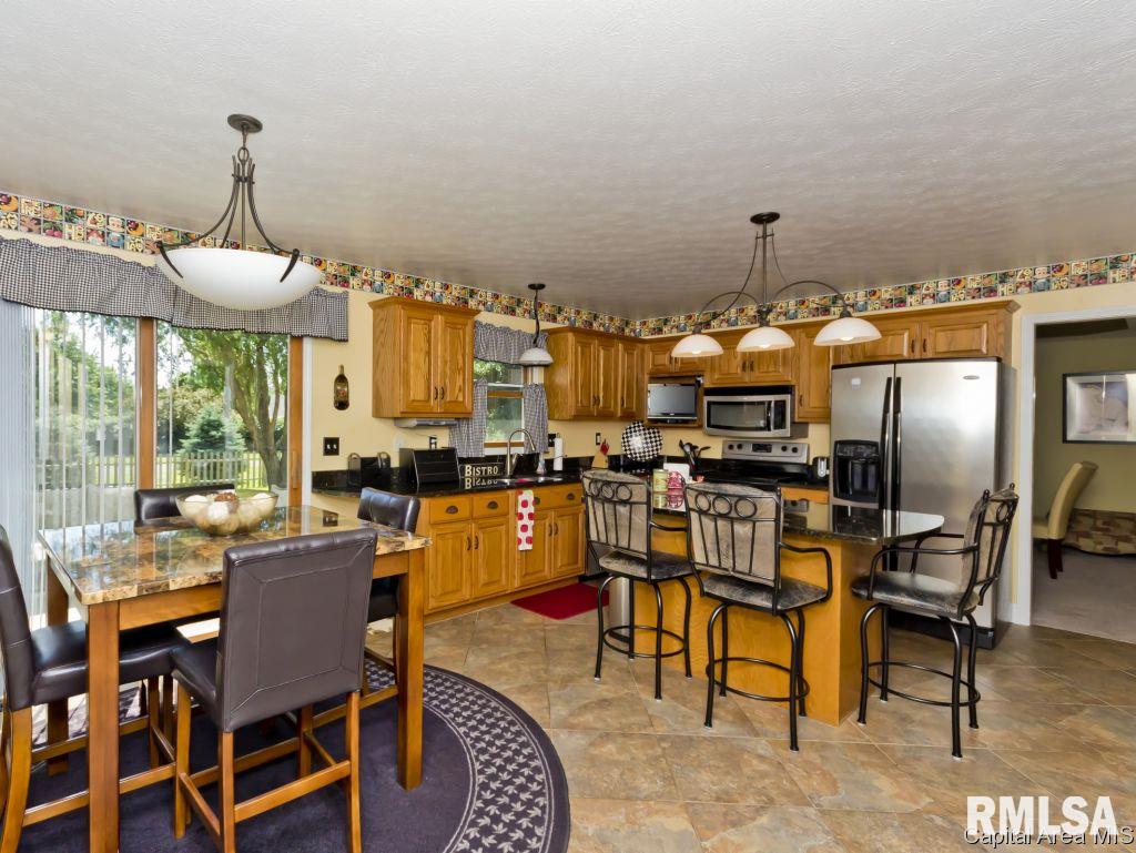 2916 Red Oak Lane Springfield, IL 62712 - Photo 13 of 36