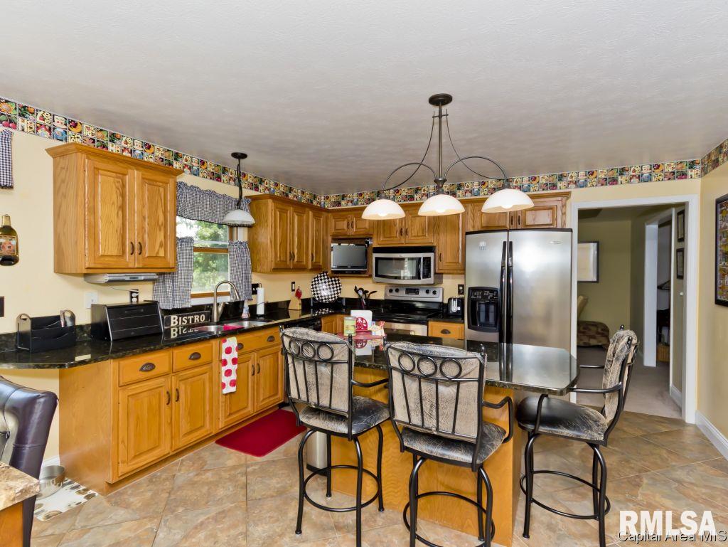 2916 Red Oak Lane Springfield, IL 62712 - Photo 10 of 36