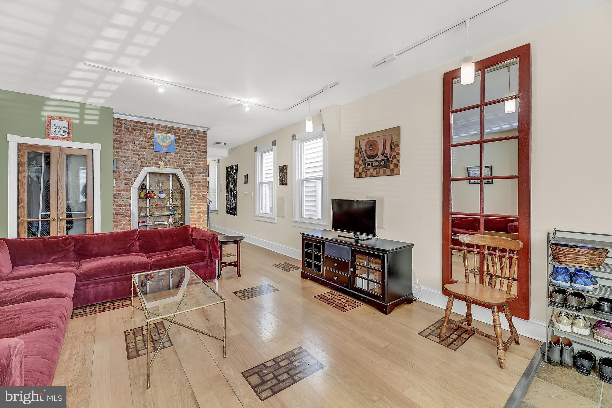 2917 Keswick Road Baltimore, MD 21211 - Photo 3 of 28 Gallery Image 3