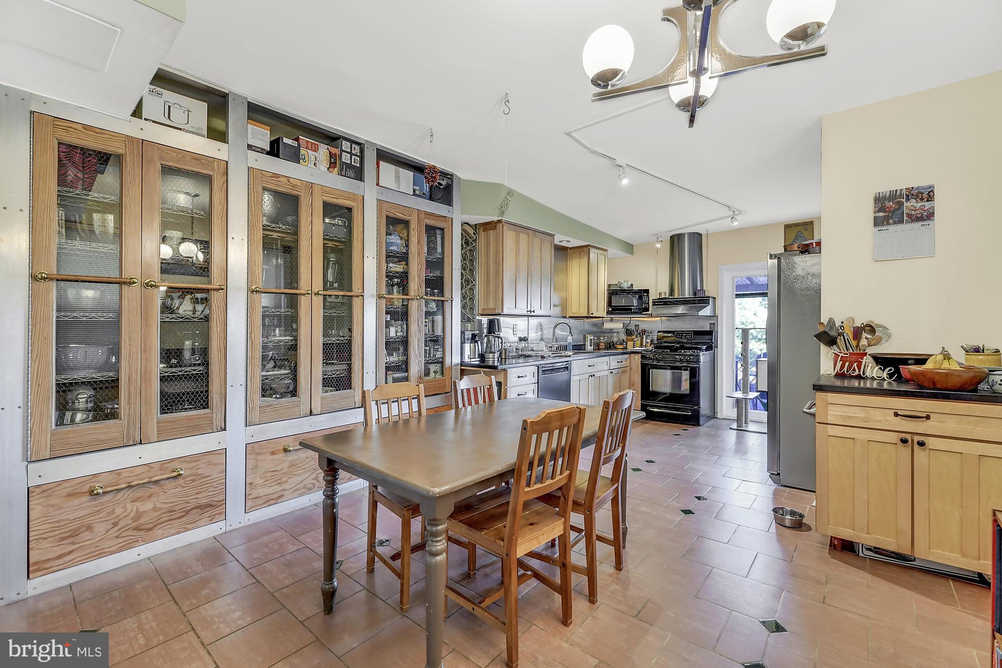 2917 Keswick Road Baltimore, MD 21211 - Photo 6 of 28 Gallery Image 6