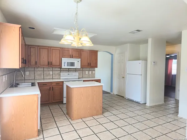 $1,700 | 4302 Gentle Grove Drive, San Antonio, TX 78251