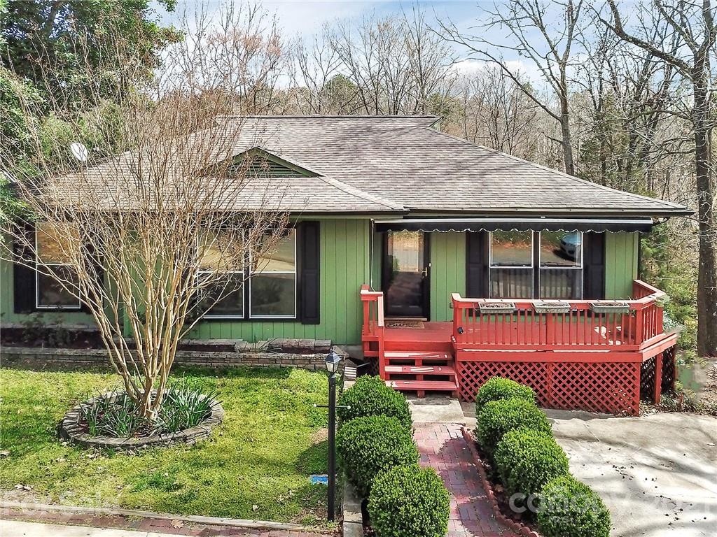 5031 Suwarrow Circle Tega Cay, SC 29708 - Photo 1 of 45 Gallery Image 1