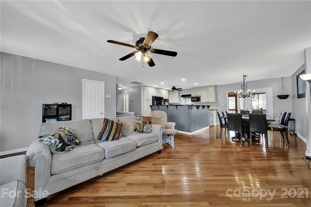5031 Suwarrow Circle Tega Cay, SC 29708 - Photo 12 of 45 Gallery Image 12