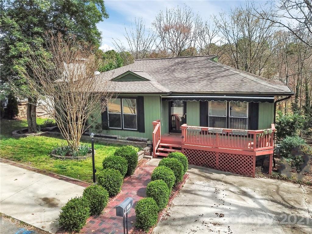 5031 Suwarrow Circle Tega Cay, SC 29708 - Photo 3 of 45 Gallery Image 3