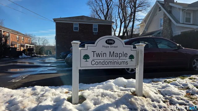 $3,200 | 1193 Hope Street, Unit 2, Stamford, CT 06907