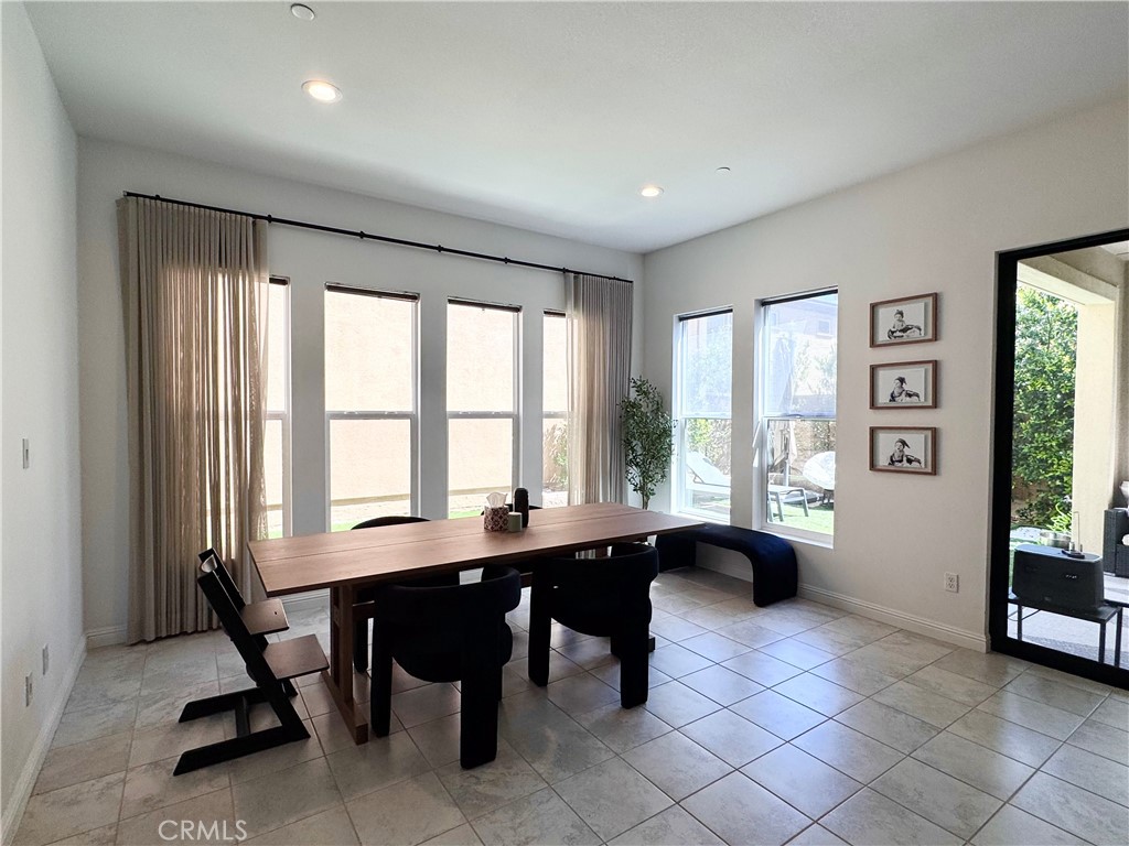 20816 Pine Cone Circle Porter Ranch, CA 91326 - Photo 6 of 19 Dinning room