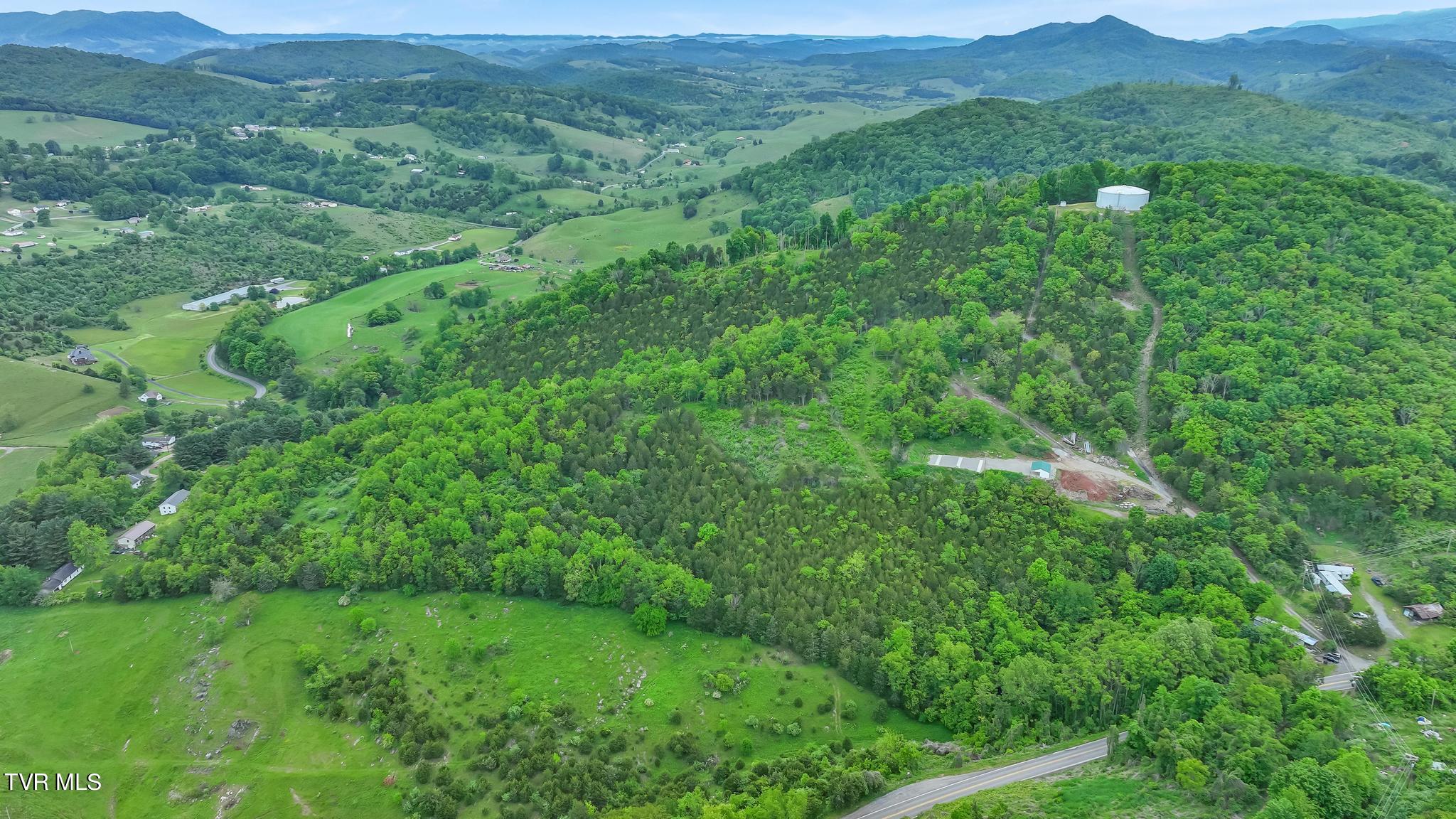 0 Cleveland Road Lebanon, VA 24266 - Photo 2 of 15 DJI_0660