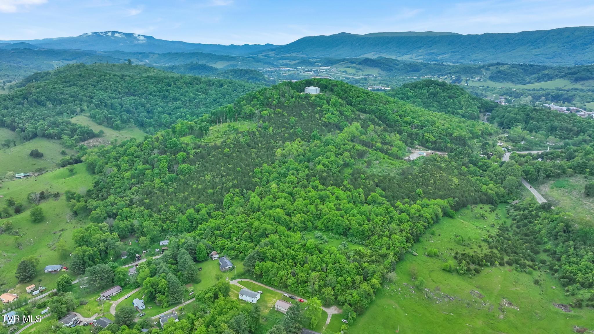 0 Cleveland Road Lebanon, VA 24266 - Photo 4 of 15 DJI_0663