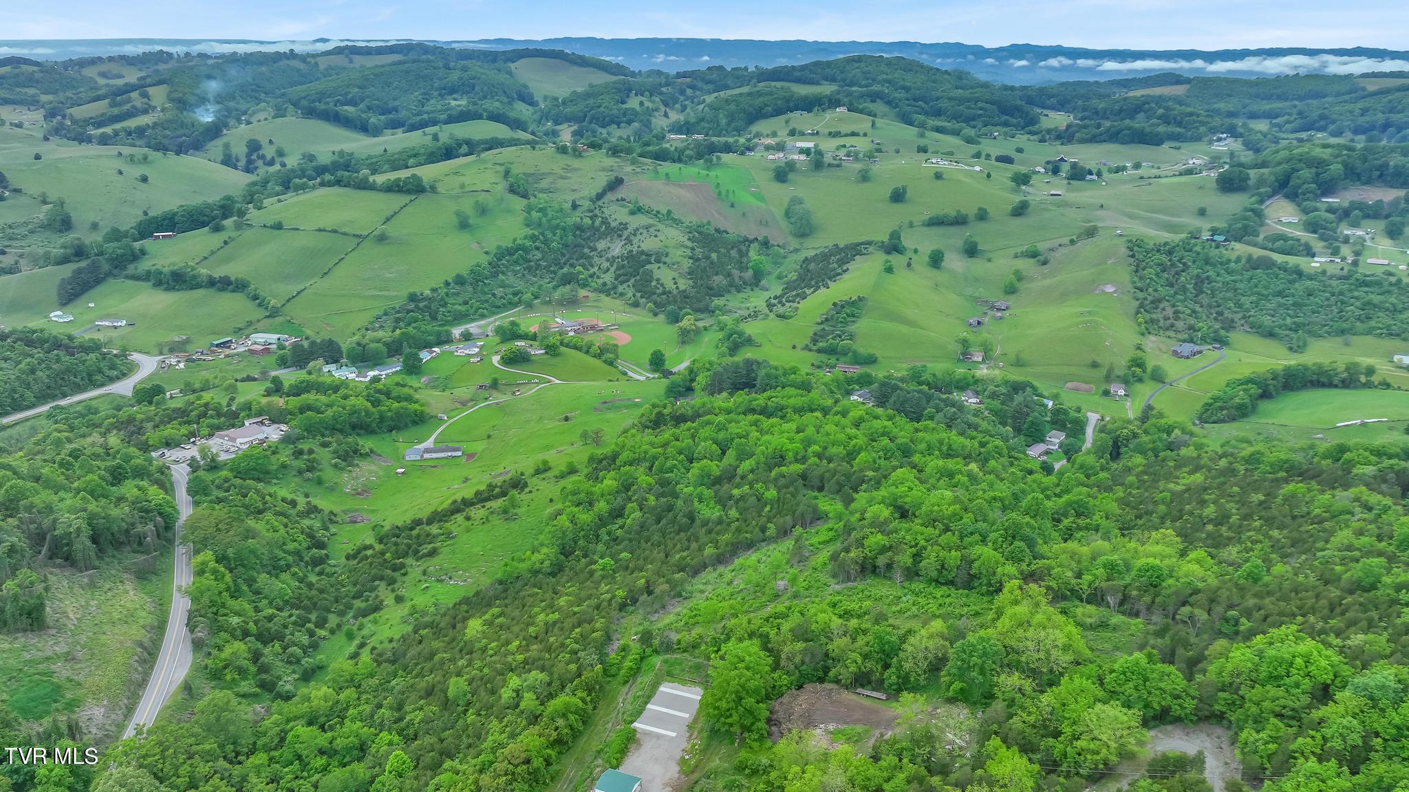 0 Cleveland Road Lebanon, VA 24266 - Photo 8 of 15 DJI_0675