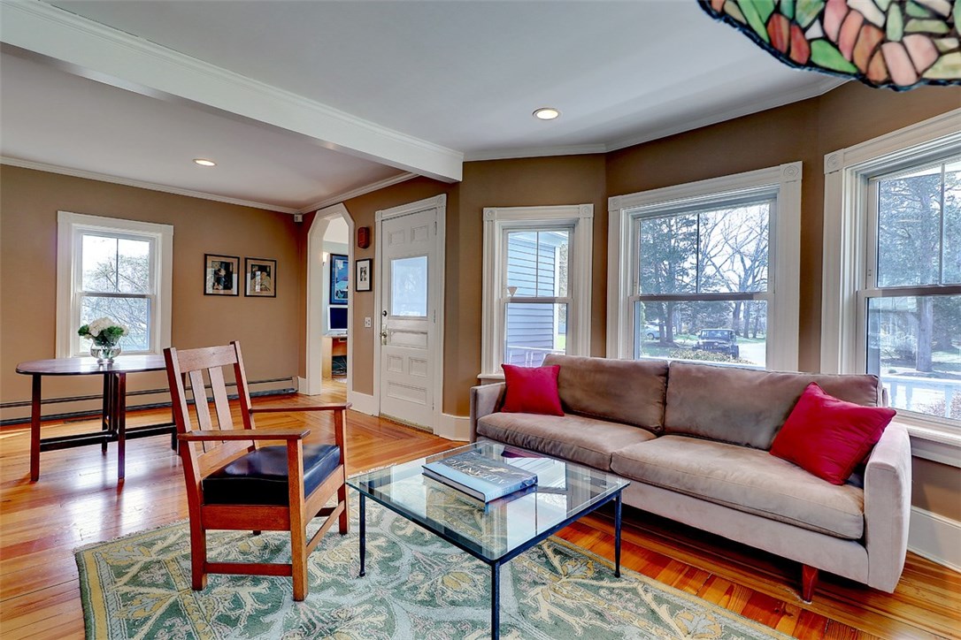 130 Alfred Drowne Road Barrington, RI 02806 - Photo 3 of 40