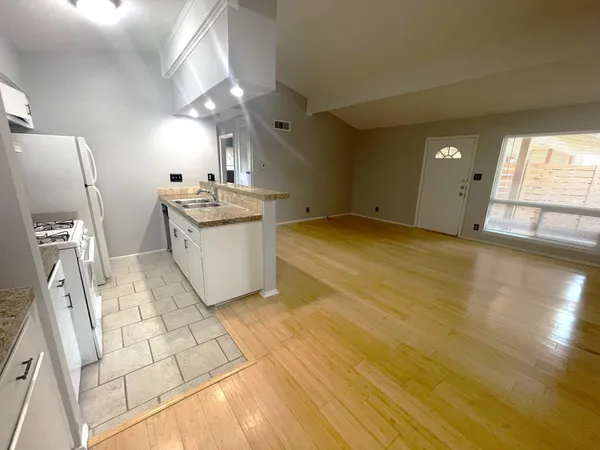 $1,700 | 8003 Pinedale Cove, Unit A, Austin, TX 78757