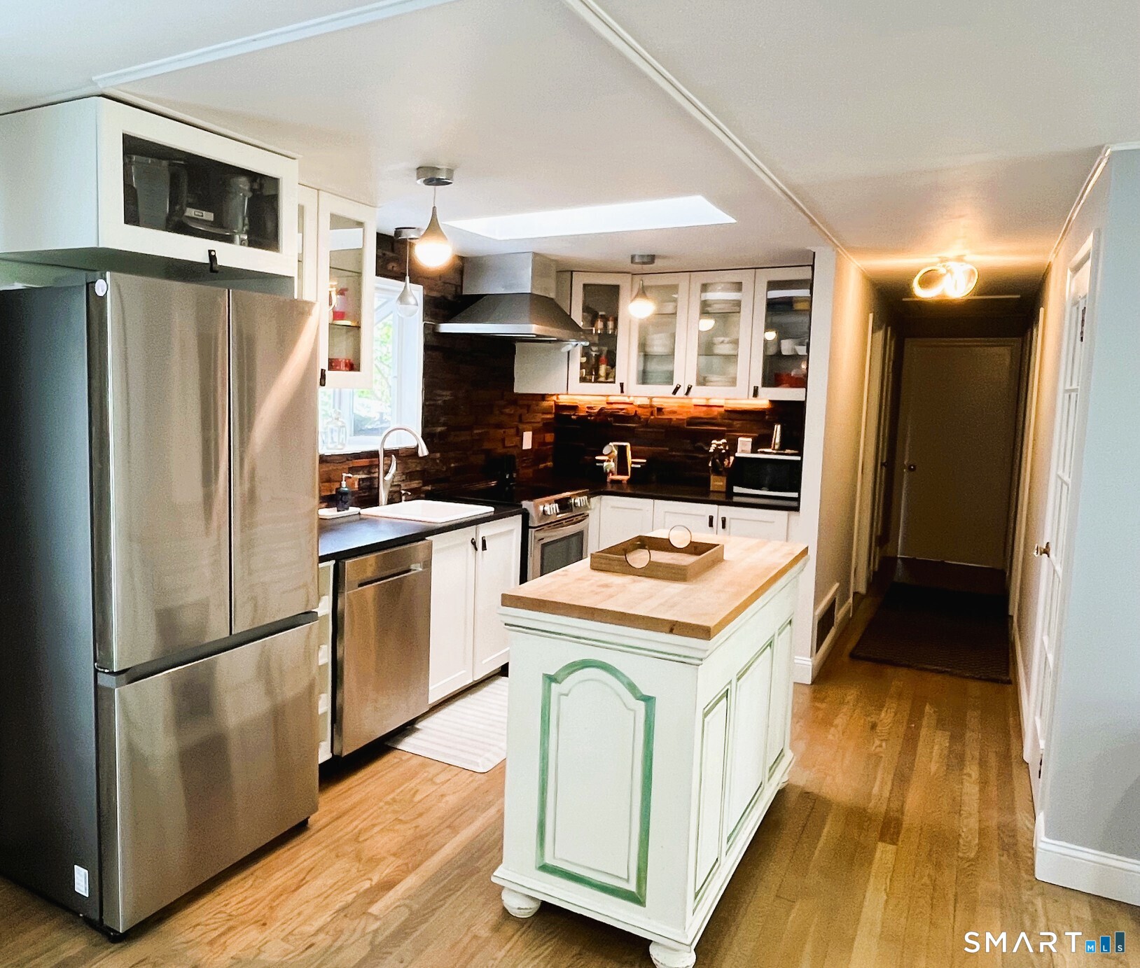 43 Meadowbrook Road Danbury, CT 06811 - Photo 9 of 25