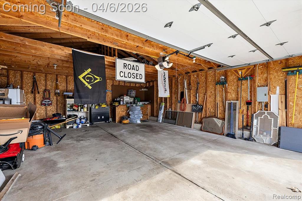 2653 Simpson Drive Rochester Hills, MI 48309 - Photo 9 of 44
