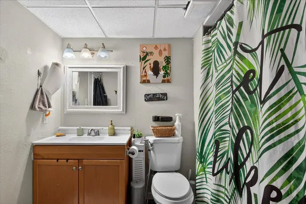 $130,000 | 1550 West Ashlan Avenue, Unit 104, Fresno, CA 93705