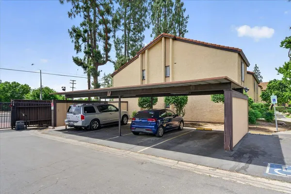 $130,000 | 1550 West Ashlan Avenue, Unit 104, Fresno, CA 93705