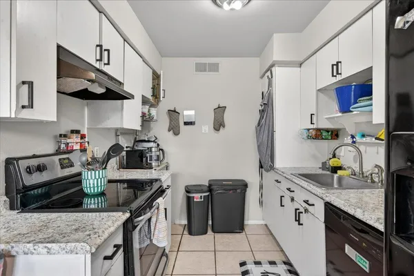 $130,000 | 1550 West Ashlan Avenue, Unit 104, Fresno, CA 93705