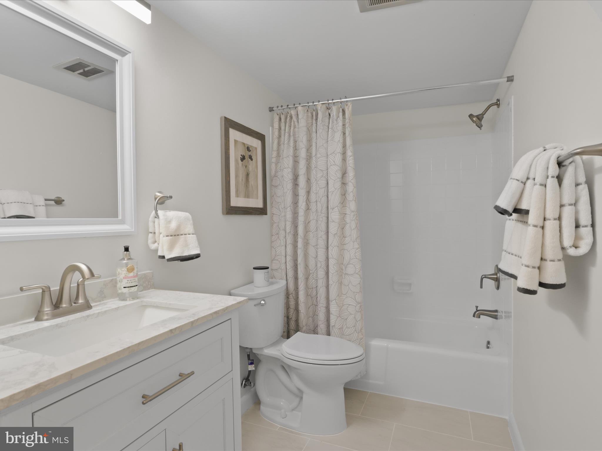 1534 Northgate Square, Unit 12B Reston, VA 20190 - Photo 13 of 24 Gallery Image 13