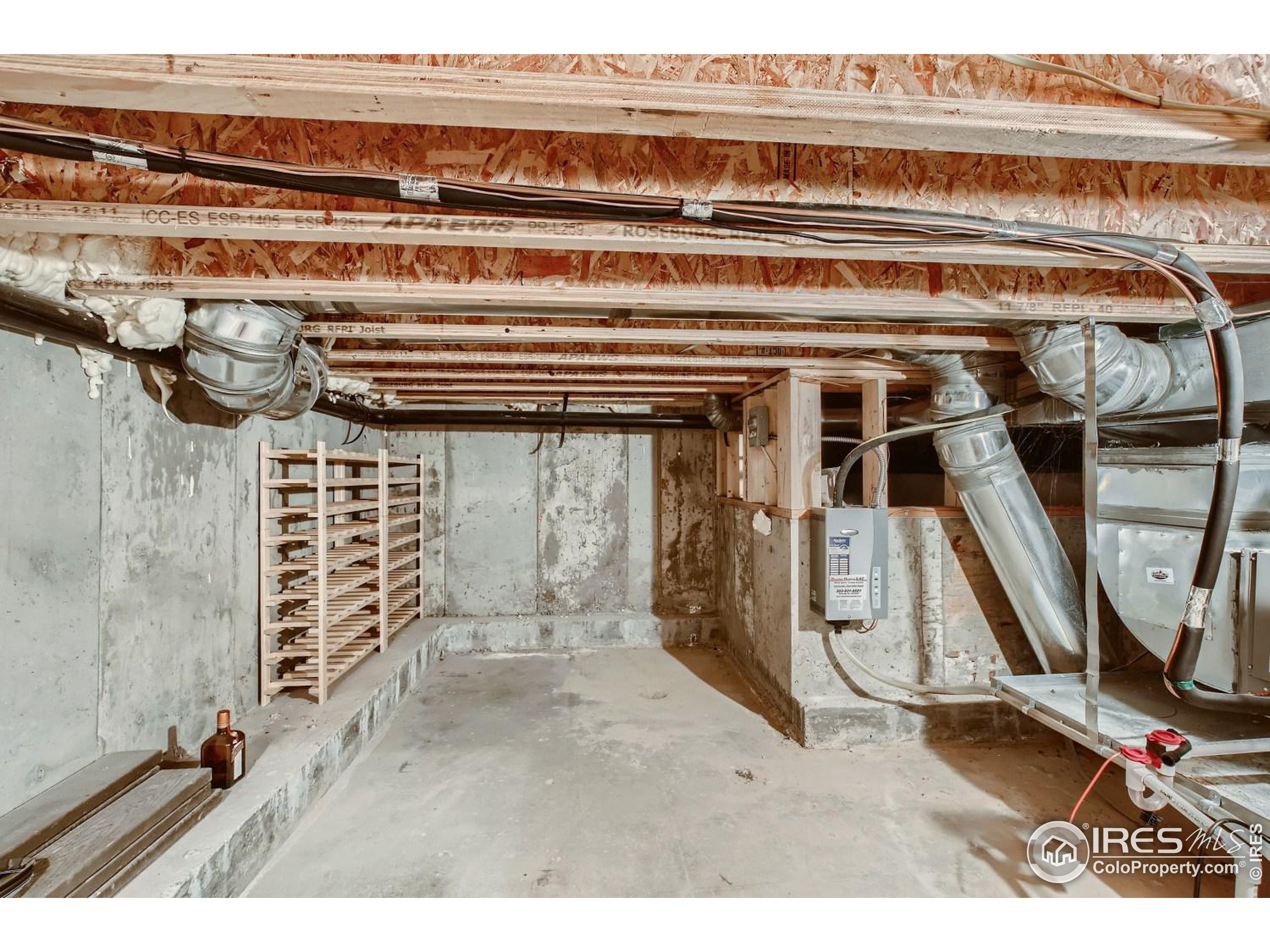 1525 Oak Avenue Boulder, CO 80304 - Photo 28 of 30 a view of a room with gym equipment