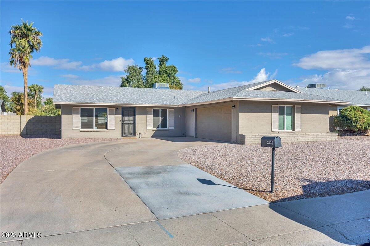 3720 West Redfield Road Phoenix, AZ 85053 - Photo 1 of 32 03-3702 W Redfield-3