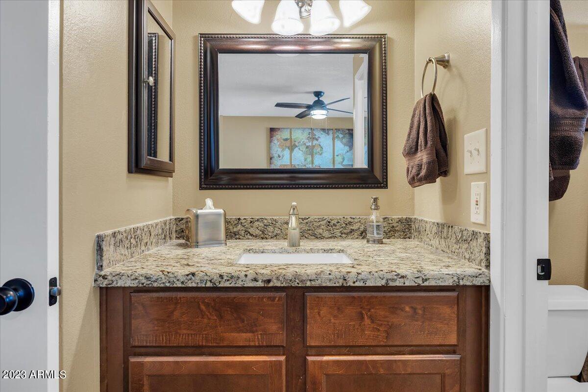 3720 West Redfield Road Phoenix, AZ 85053 - Photo 14 of 32 26-3702 W Redfield-26