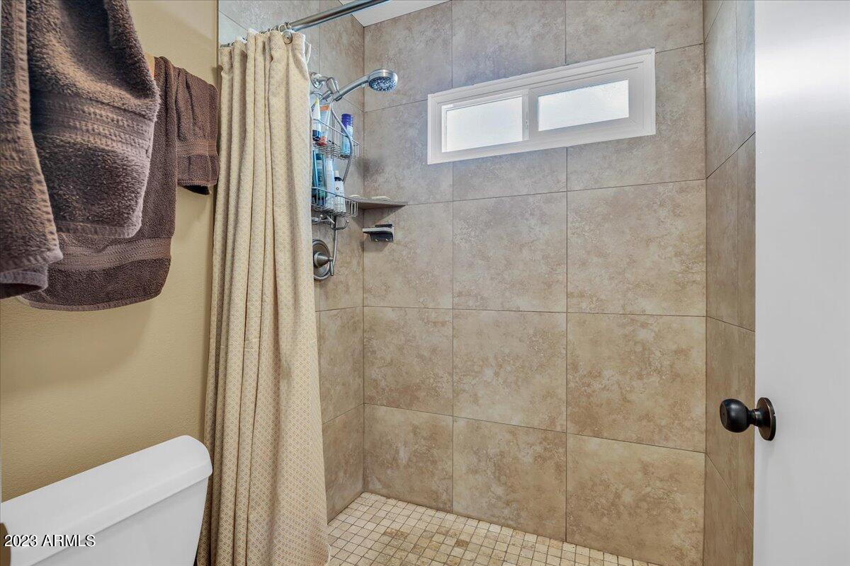 3720 West Redfield Road Phoenix, AZ 85053 - Photo 15 of 32 27-3702 W Redfield-27
