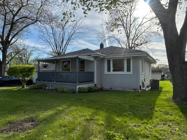 $294,900 | 526 North Colfax Street, Griffith, IN 46319
